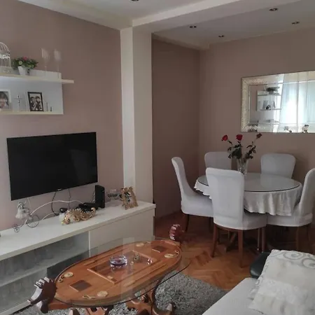 Apartman Petra Апартаменты Сплит